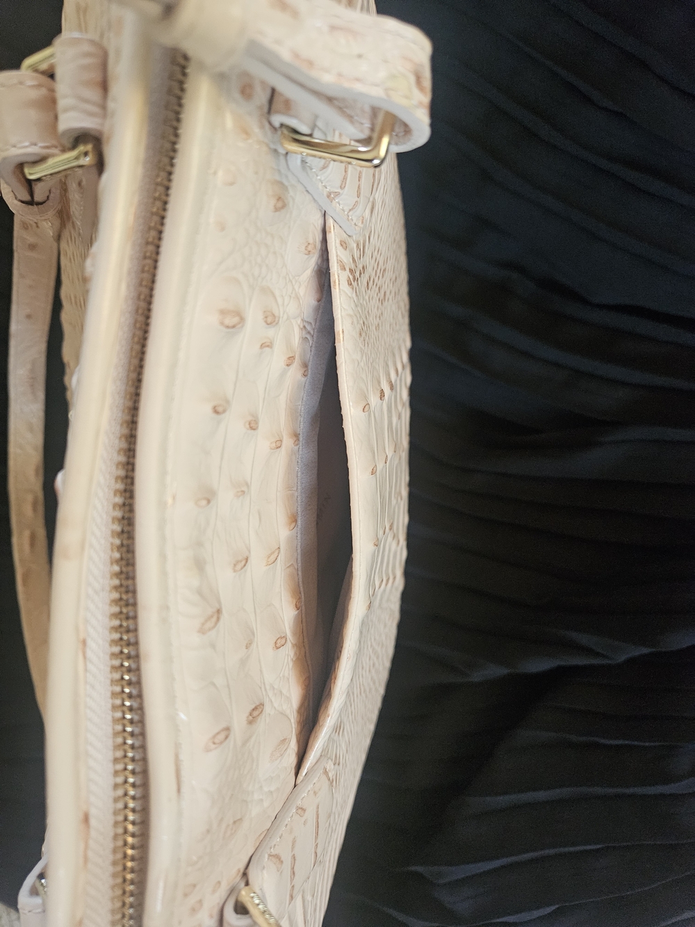Brahmin Large Croc Embossed Leather Tote Cream Tan Shoulder Bag Tassel - Picture 5 of 9